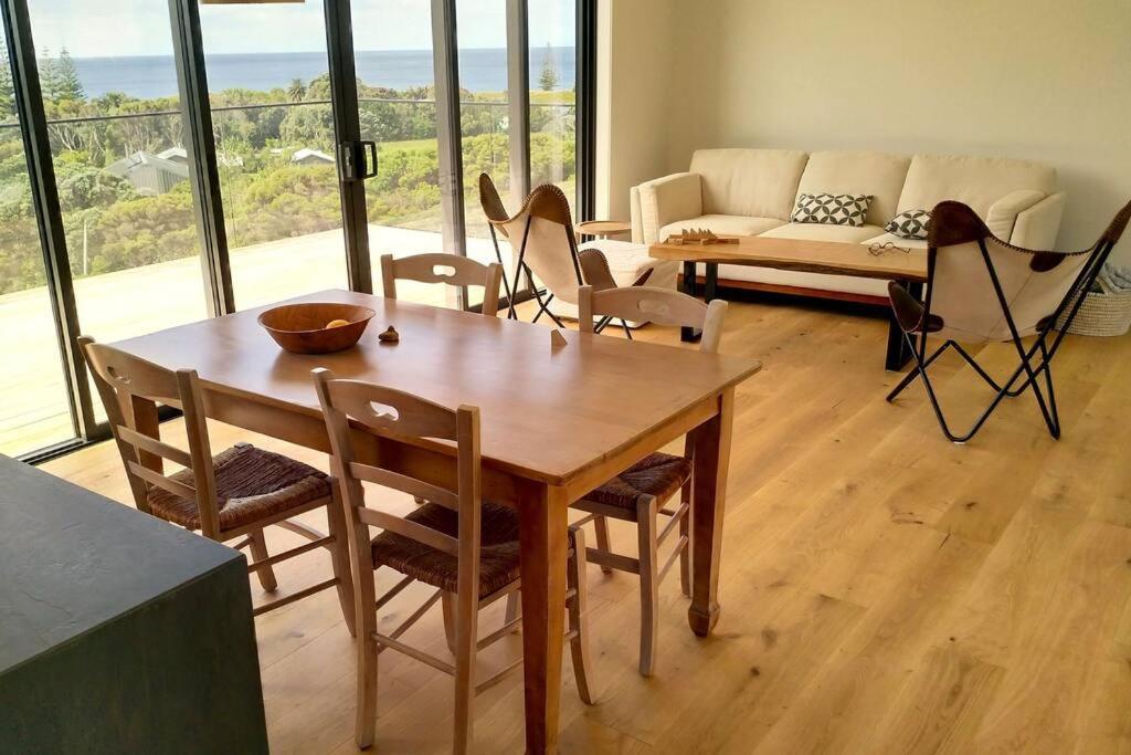 Xspot Medlands Beach House - Ocean Views - Short Stroll To The Beach Экстерьер фото